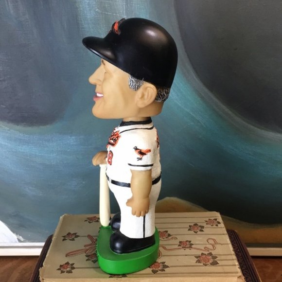 Vintage Cal Ripken MLB Bobblehead - Picture 5 of 8